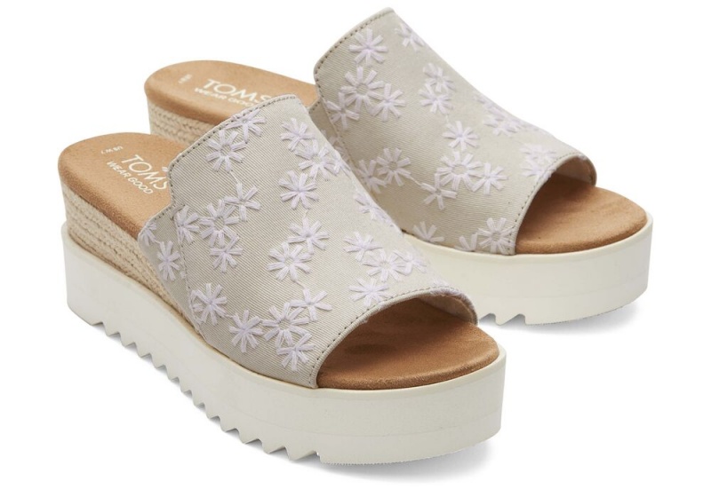 Sandały Damskie Toms Diana Mule Embroidered Floral Białe | 3672ZRAMS